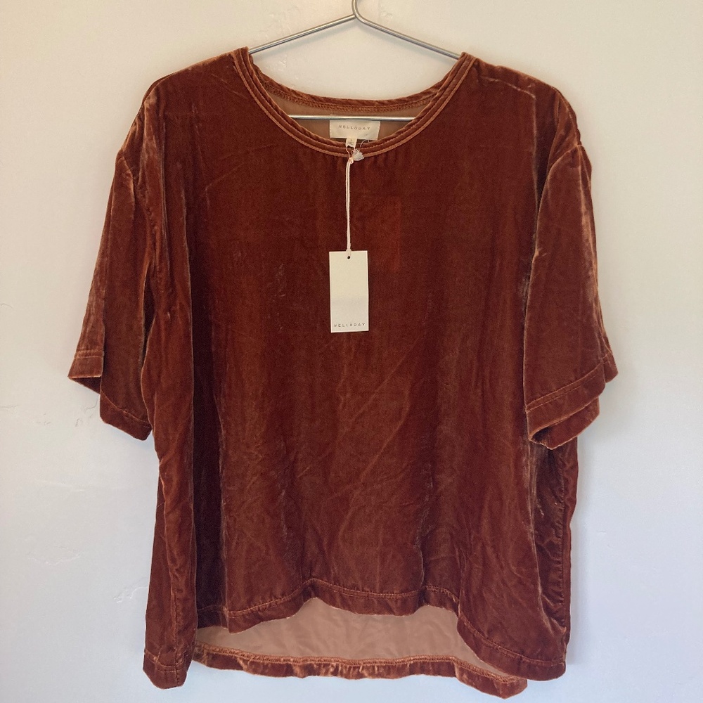 NWT Velvet Melloday Shirt Size Large Burnt Orange